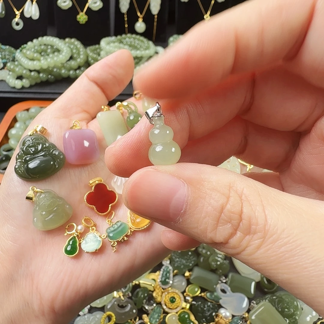 和田玉银S925镶嵌颈饰