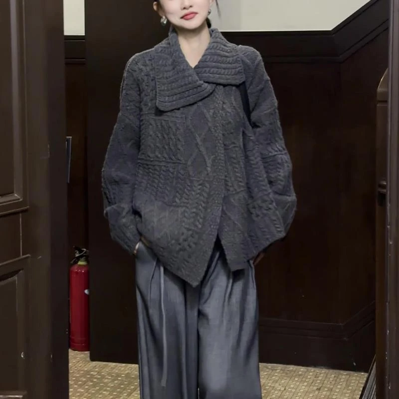 复古翻领高级慵懒风麻花毛衣外套女秋冬季宽松休闲百搭针织开衫潮