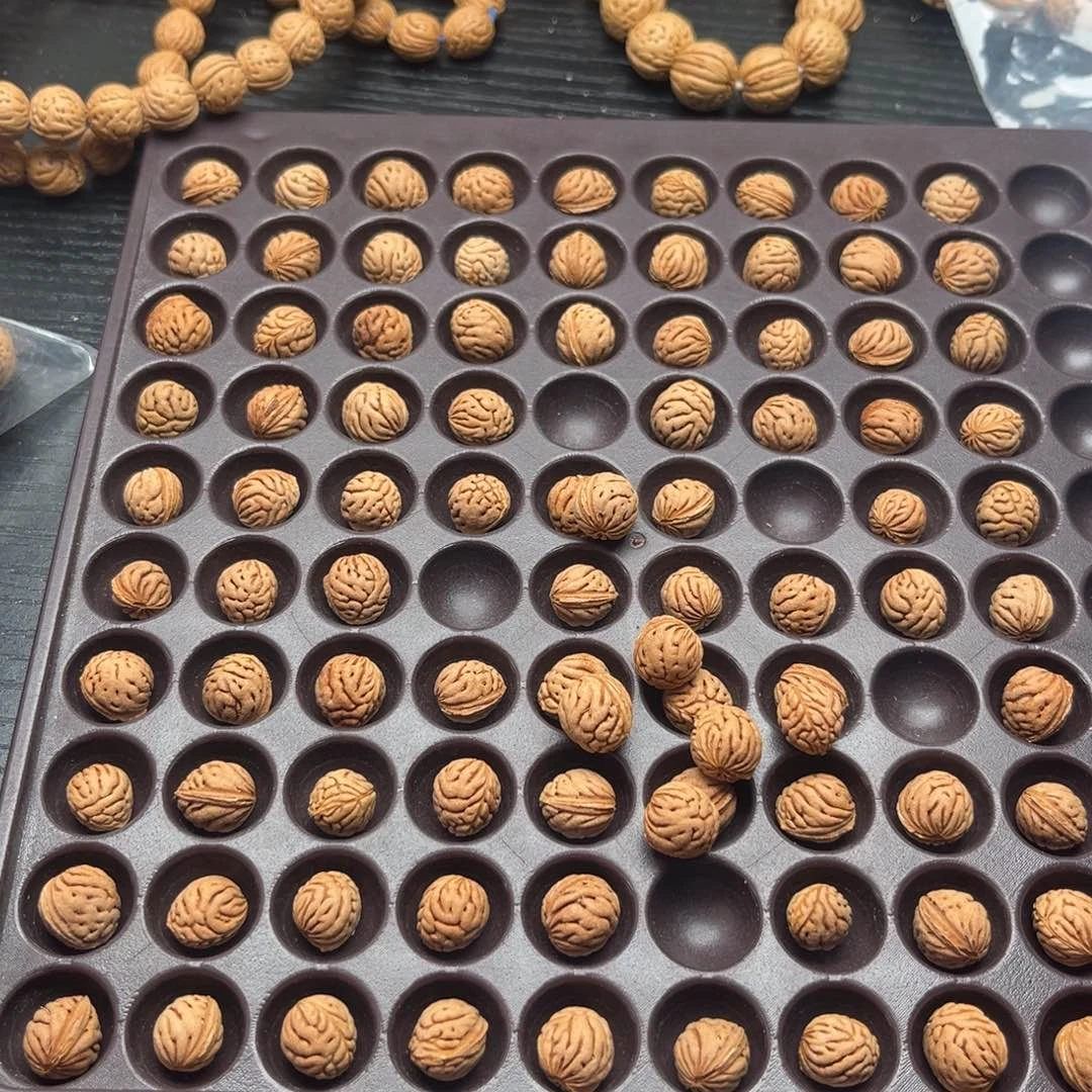 >***>文玩核桃吊坠散籽发货130福利款