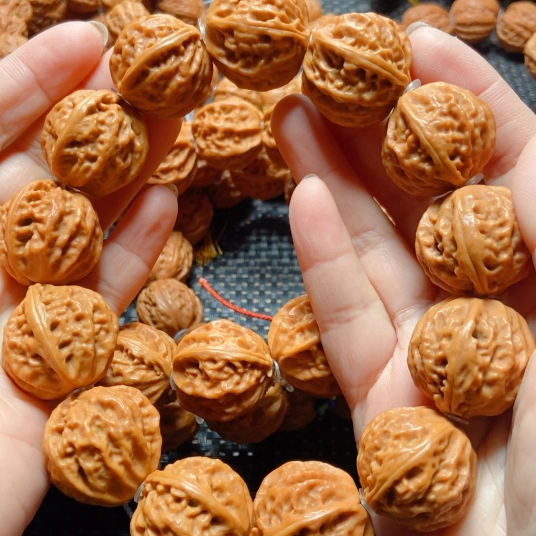 文玩核桃手串灯笼八棱