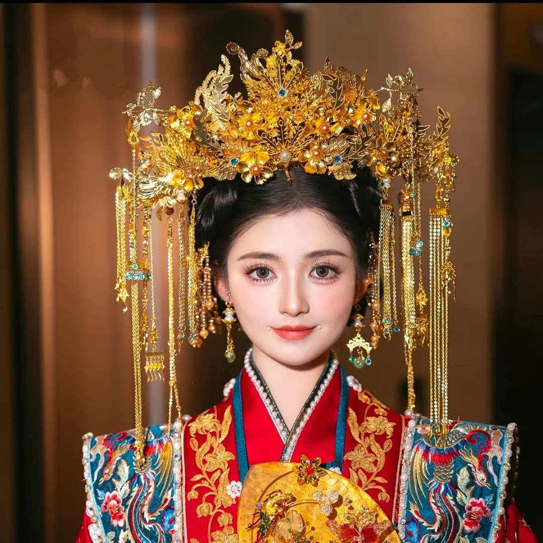 z8358新娘金色复古婚饰新娘头饰简单凤冠霞气质新娘头饰