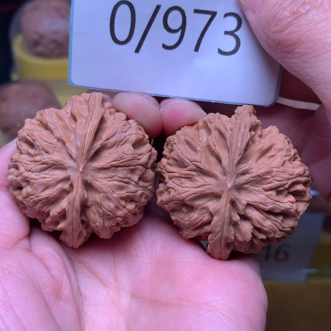 文玩核桃把件肉球苹果41