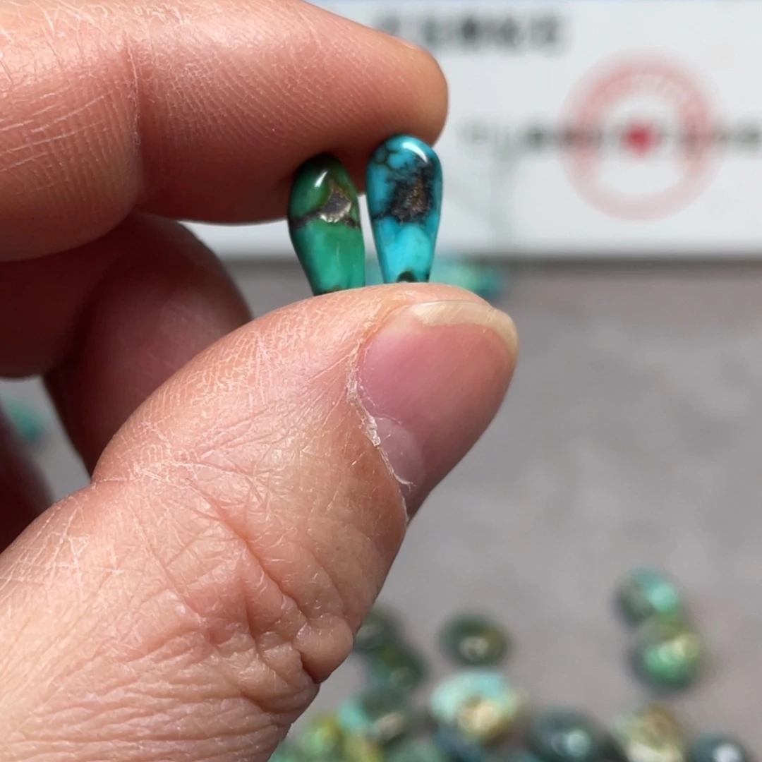 鱼***姐绿松石未镶嵌珠宝奇石