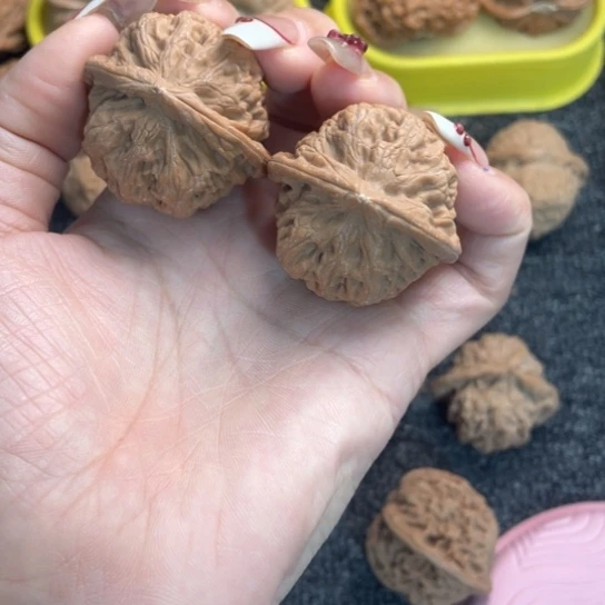 嘿***嘿吊坠文玩核桃凤凰台93