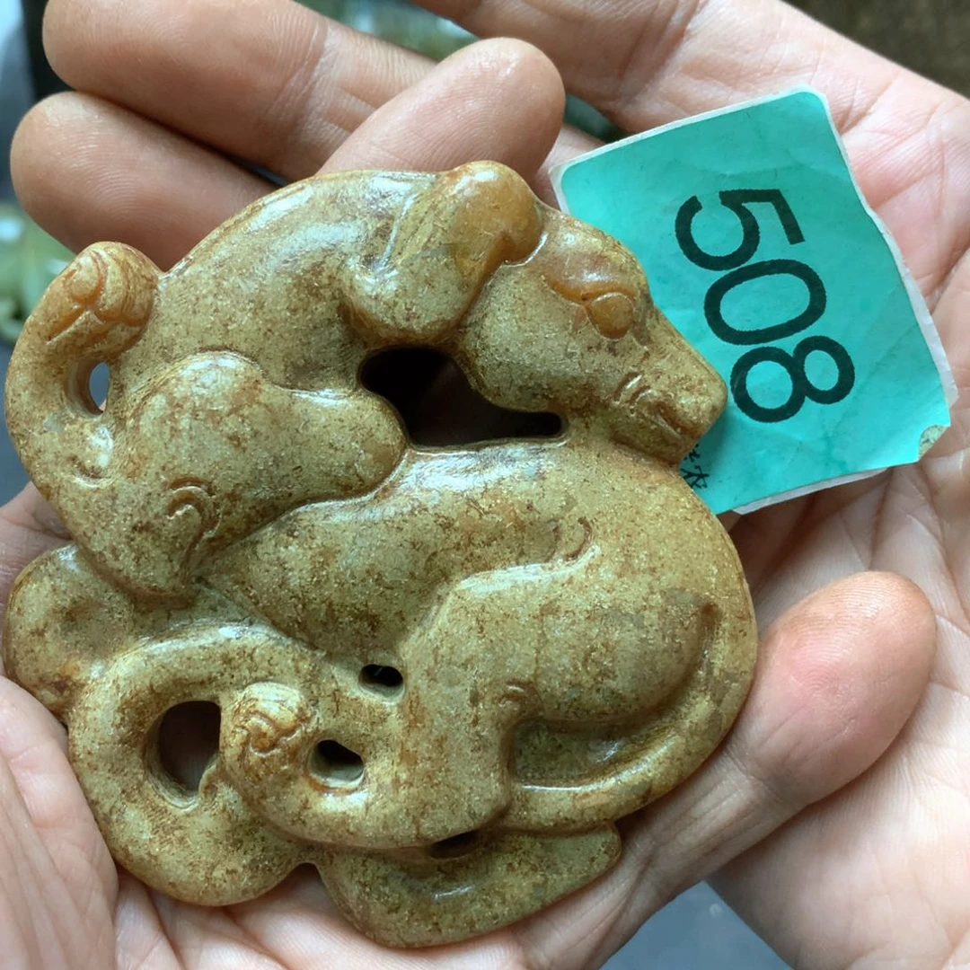 未镶嵌和田玉挂件