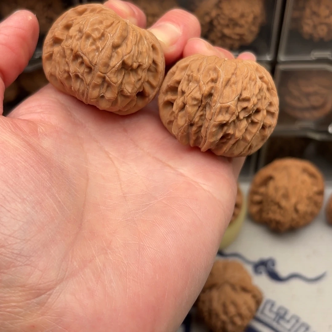 文玩核桃把件磨盘