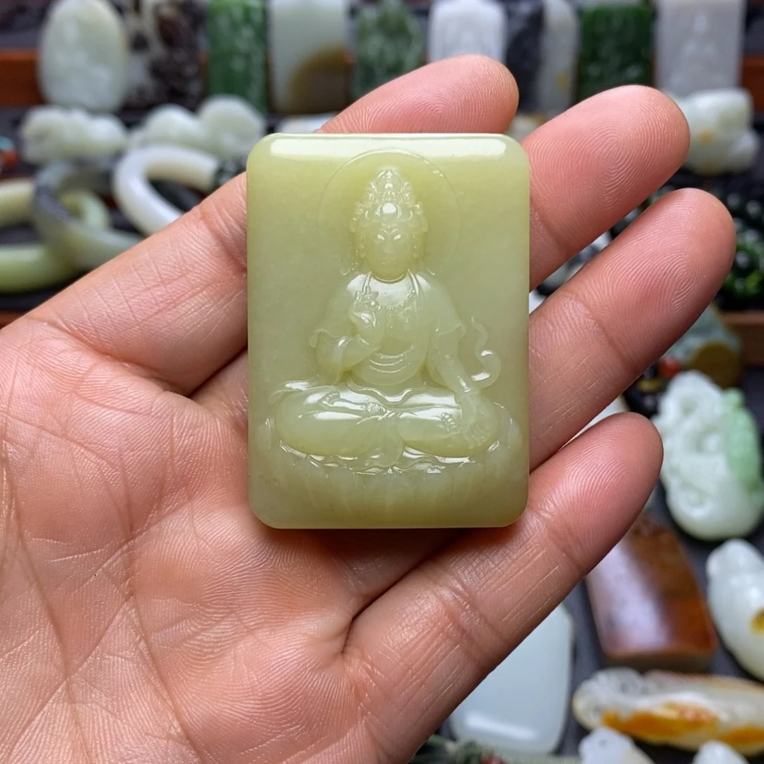 颈饰未镶嵌和田玉