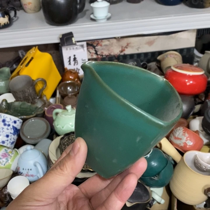 陶瓷艺术品及陶瓷壶