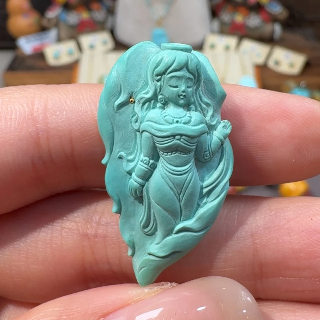 绿松石未镶嵌天使雕刻件