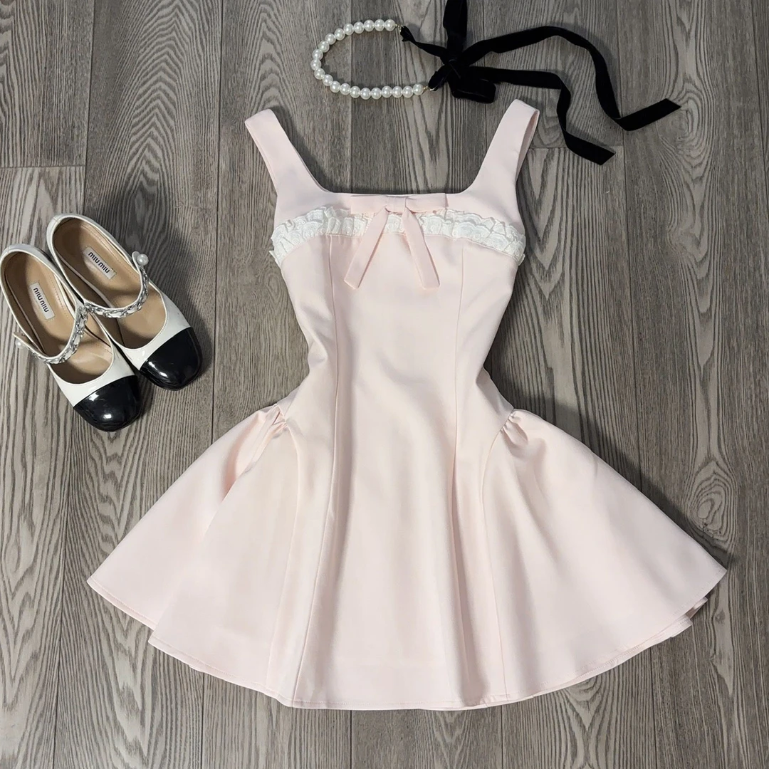 浅粉色法式吊带连衣裙女2025新款收腰公主蓬蓬裙子多巴胺夏季衣服