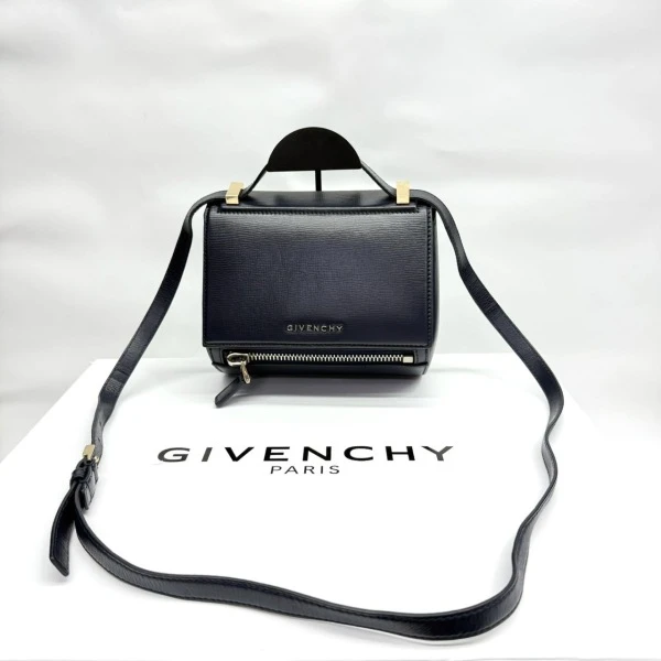 包包/纪梵希/95新/251007XZ0009/C12028387123