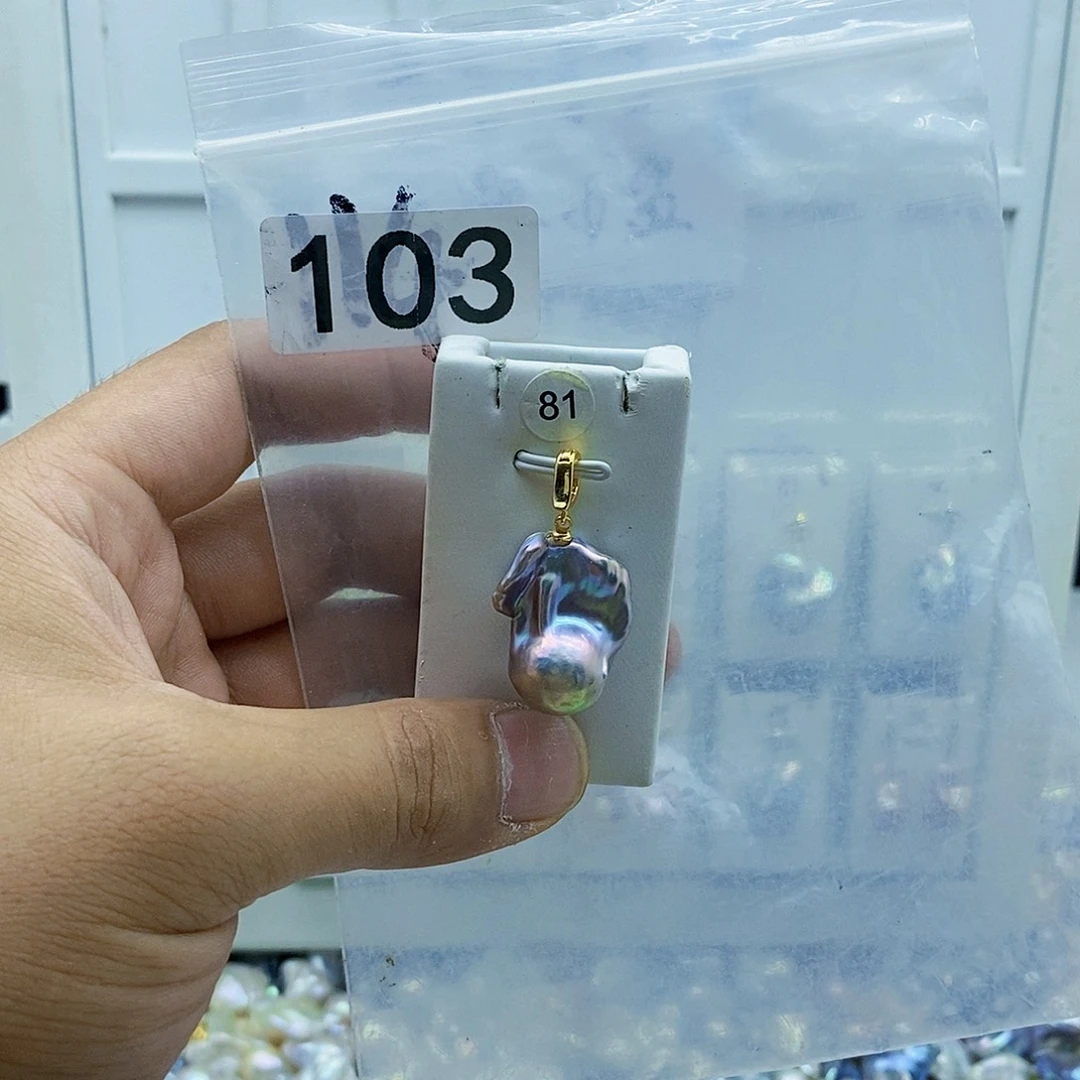淡水珍珠合金颈饰
