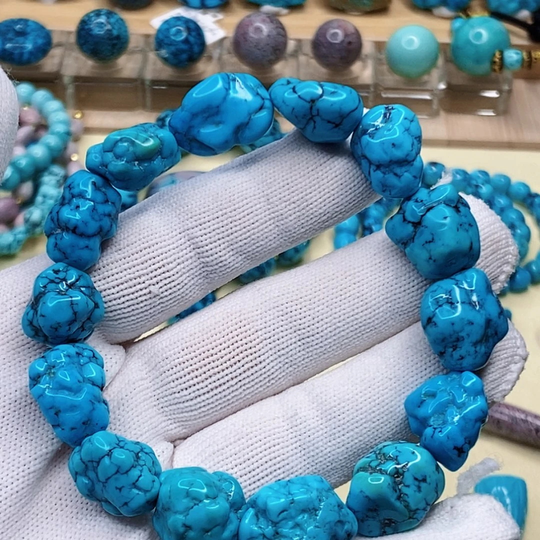 绿松石未镶嵌珠宝奇石