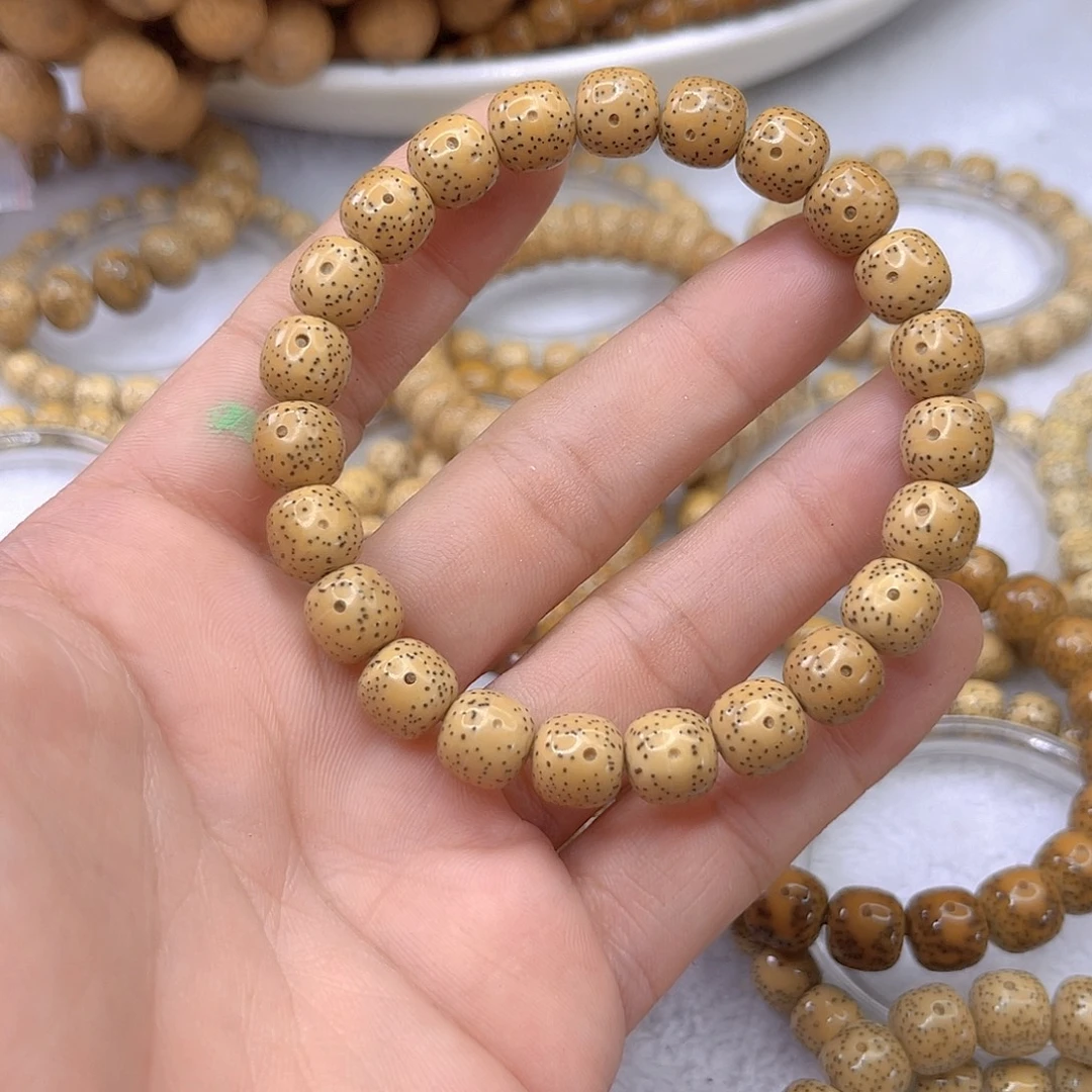 大***形吊坠星月菩提鸡油黄