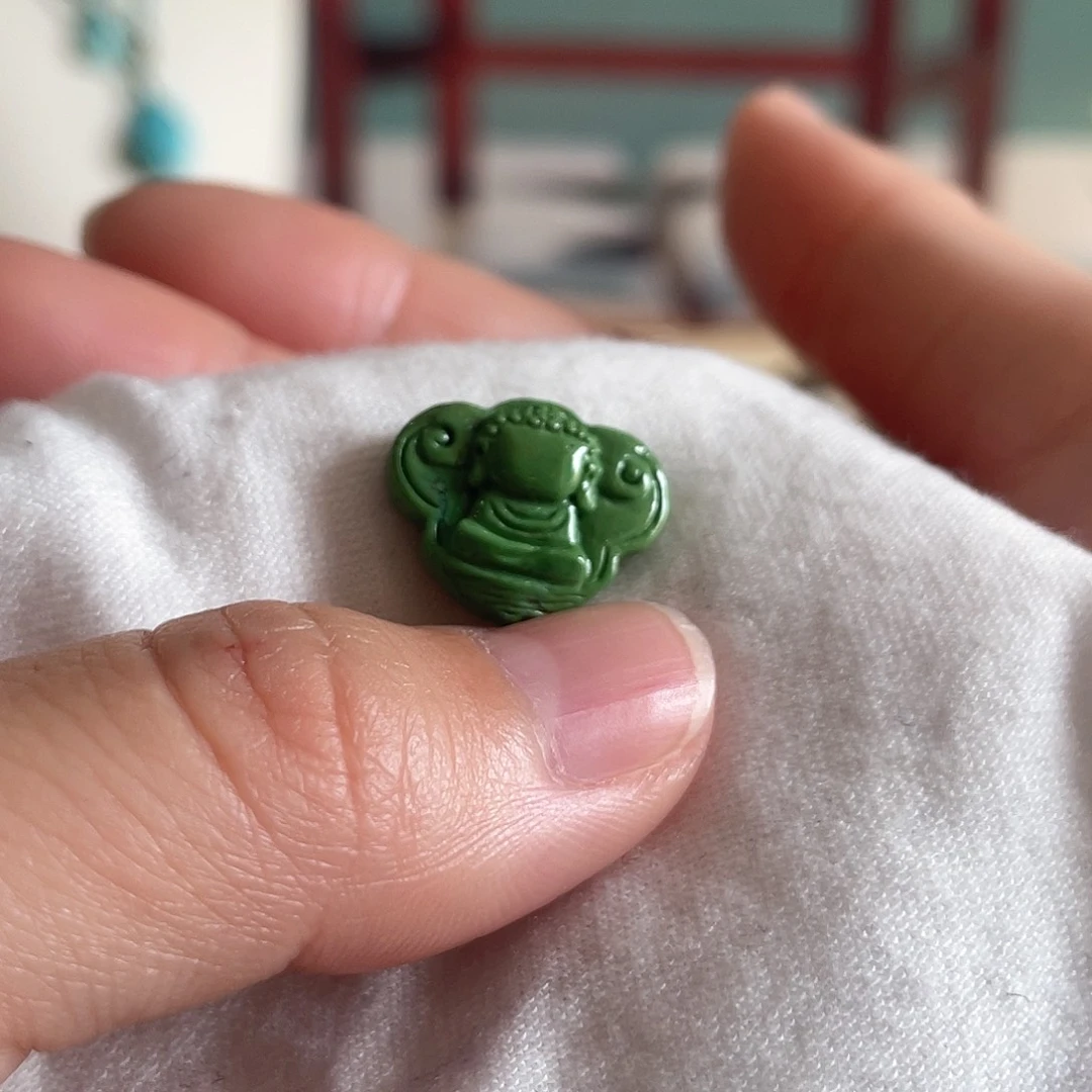 绿松石配饰未镶嵌