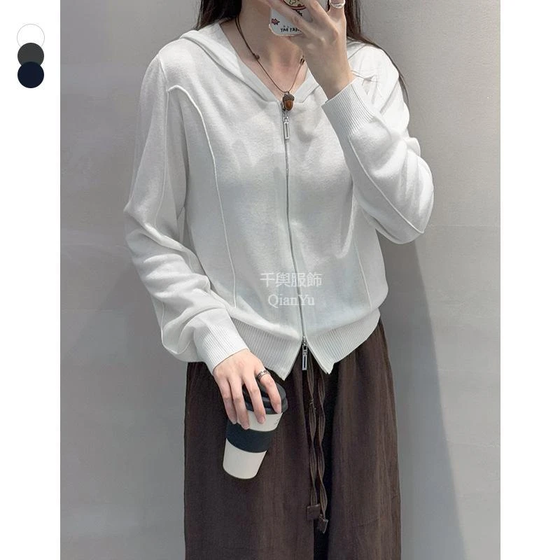 千与QianYu#秋冬细羊毛可机洗针织连帽打底毛衣女