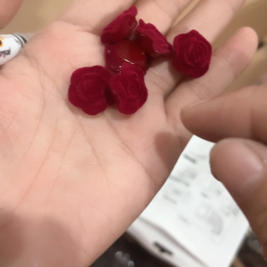 丝绒玫瑰花hhgffhhh