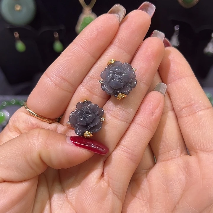 落***落和田玉银S925镶嵌耳饰