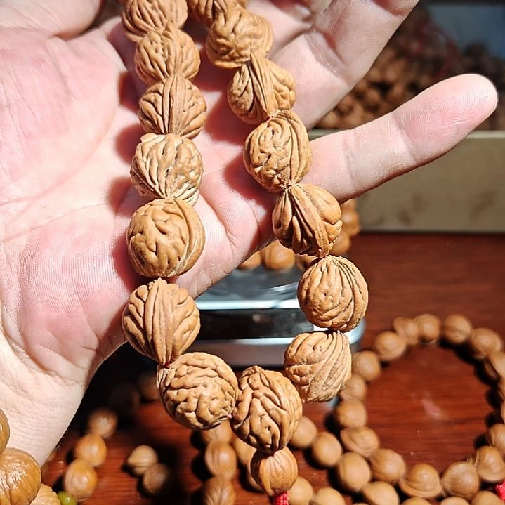 风***.桃核手持21颗1.7左右加三通