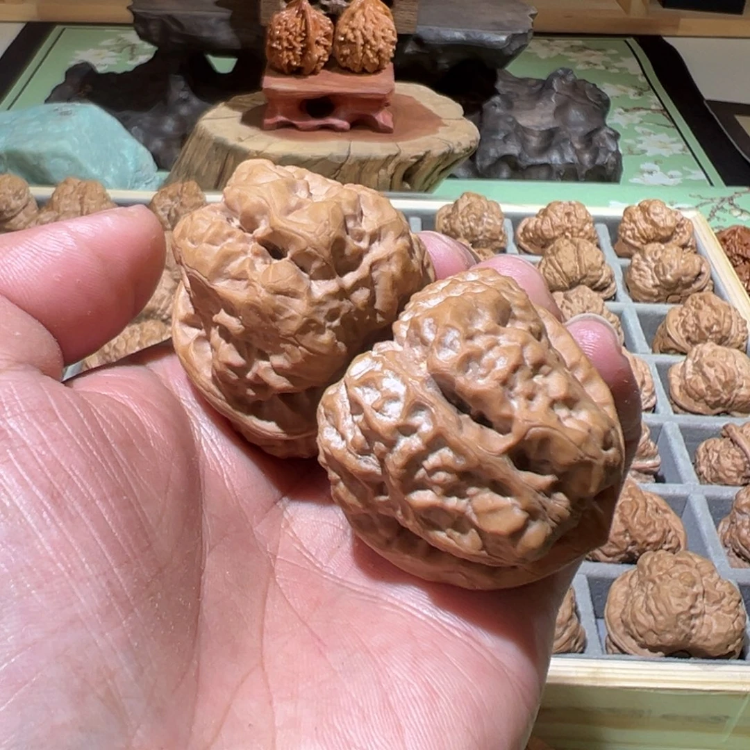 ঞ***酒菩提籽类文玩核桃蛤蟆头