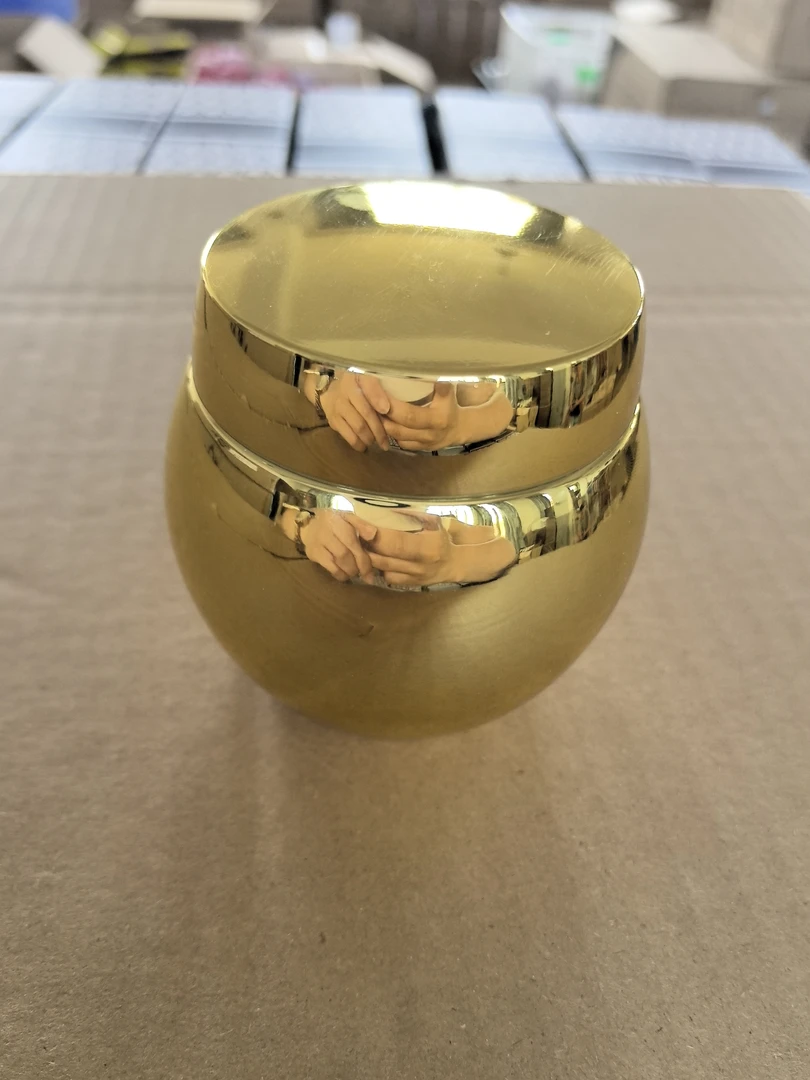 白素补水保湿提亮控油清透遮瑕面霜