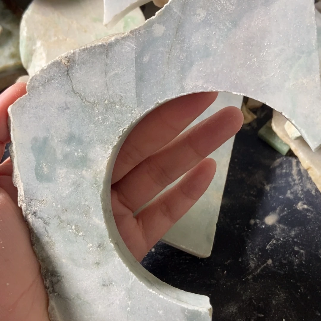 翡翠挂件未镶嵌天然翡翠