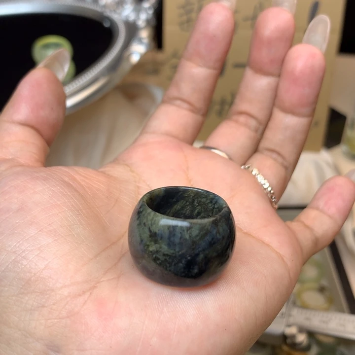 ****樂合金蛇纹石玉戒指