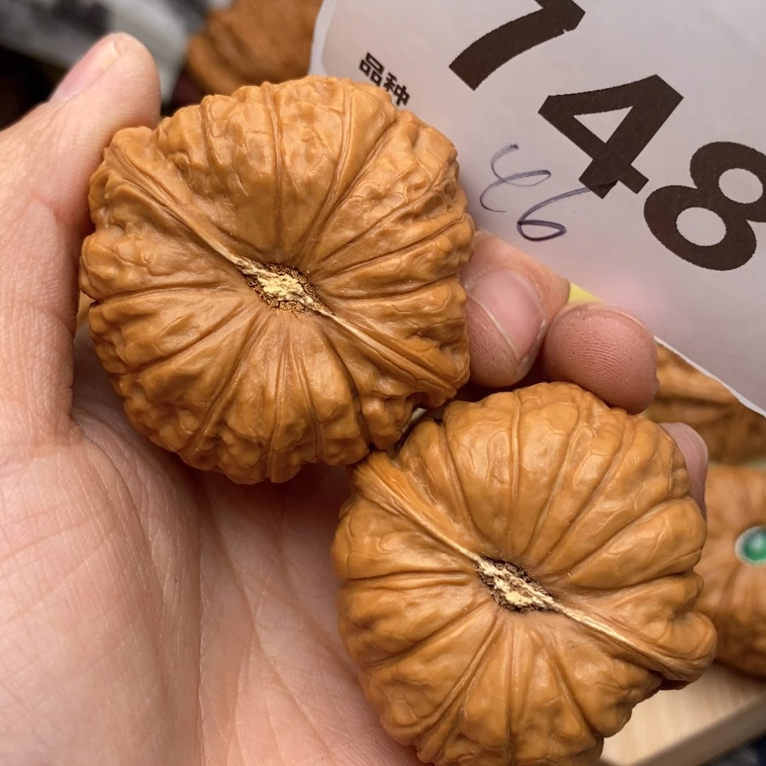 文玩核桃吊坠深****夫748号46瓜