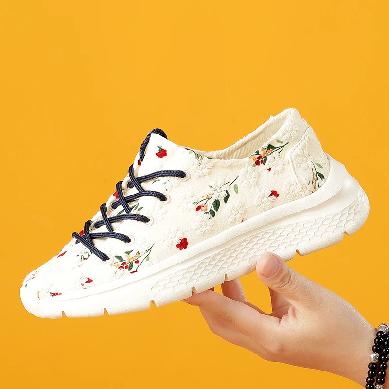 Tt&Mm/汤姆斯轻便薄款潮流帆布小白鞋女鞋2025春季增高时尚休闲鞋