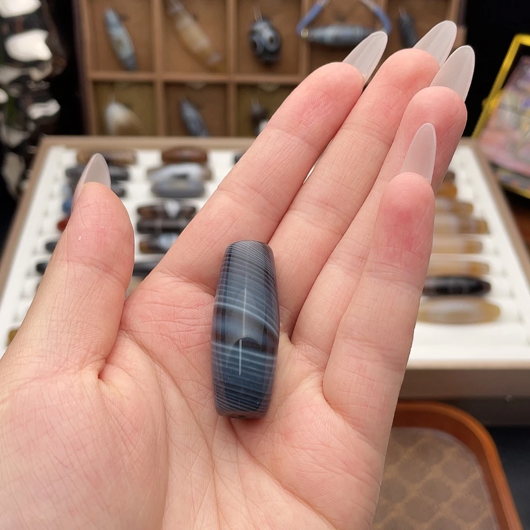 玛瑙/玉髓颈饰合金?