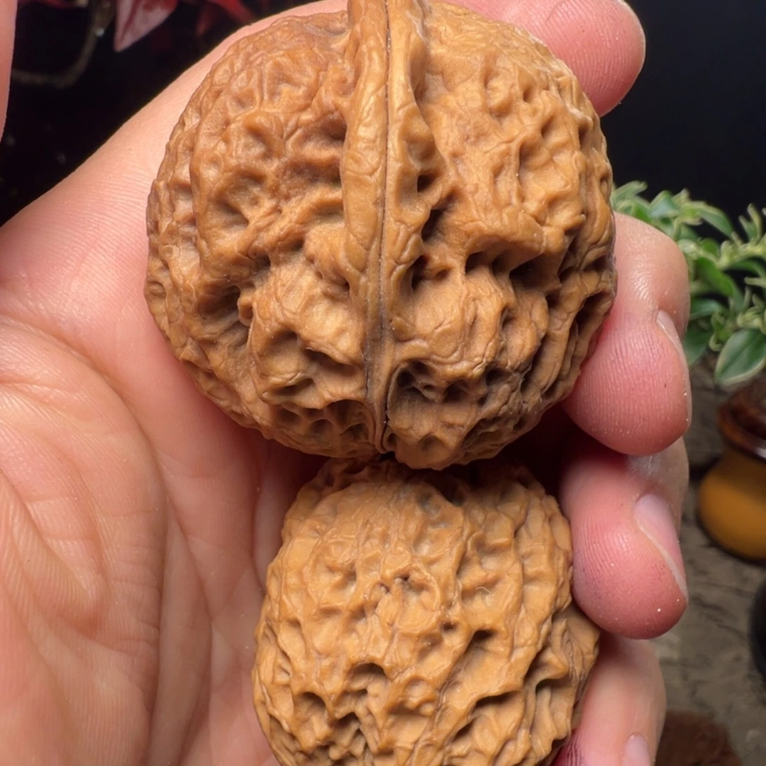 吊坠文玩核桃铁锤元宝44mm