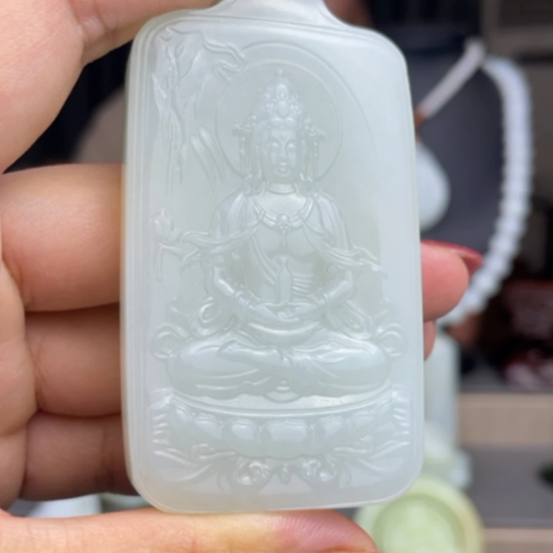 【闪购商品】颈饰未镶嵌和田玉