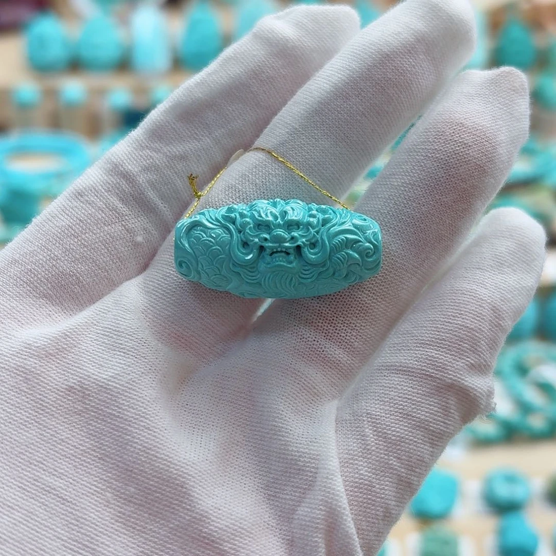 绿松石未镶嵌珠宝奇石