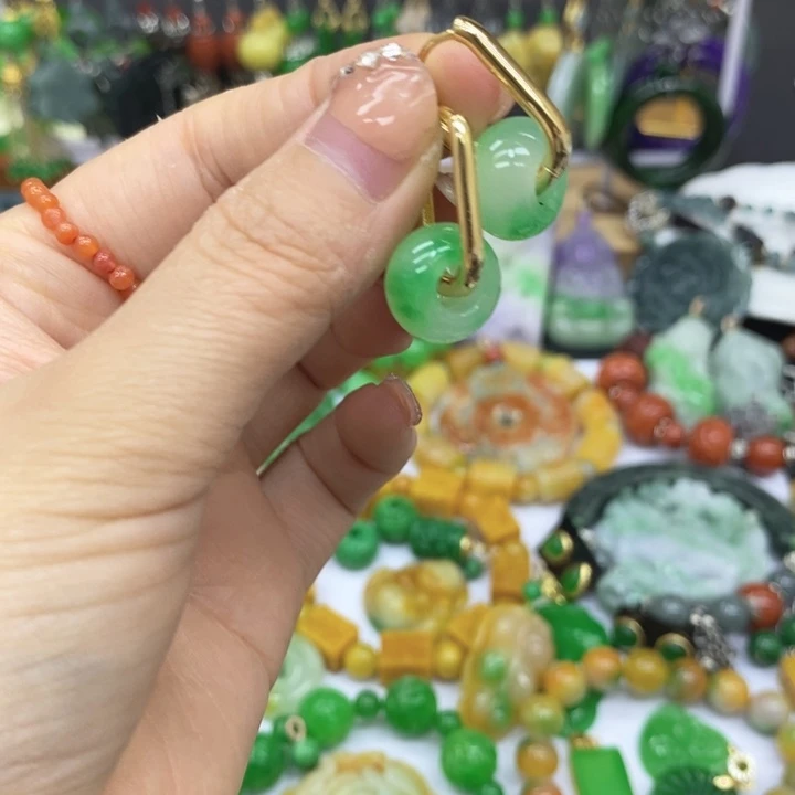 翡翠未镶嵌耳饰耳坠26