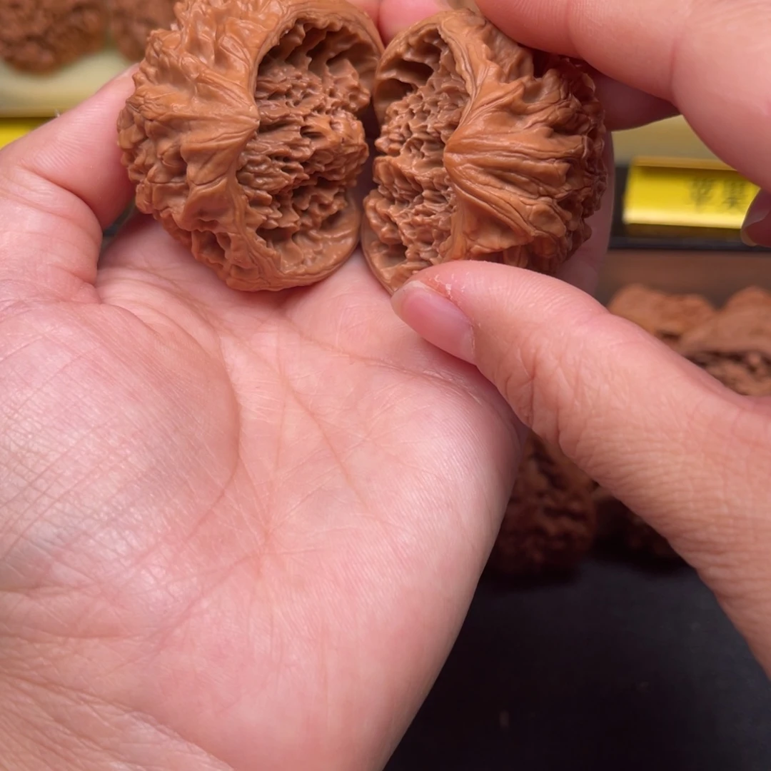 文玩核桃吊坠46蛇头