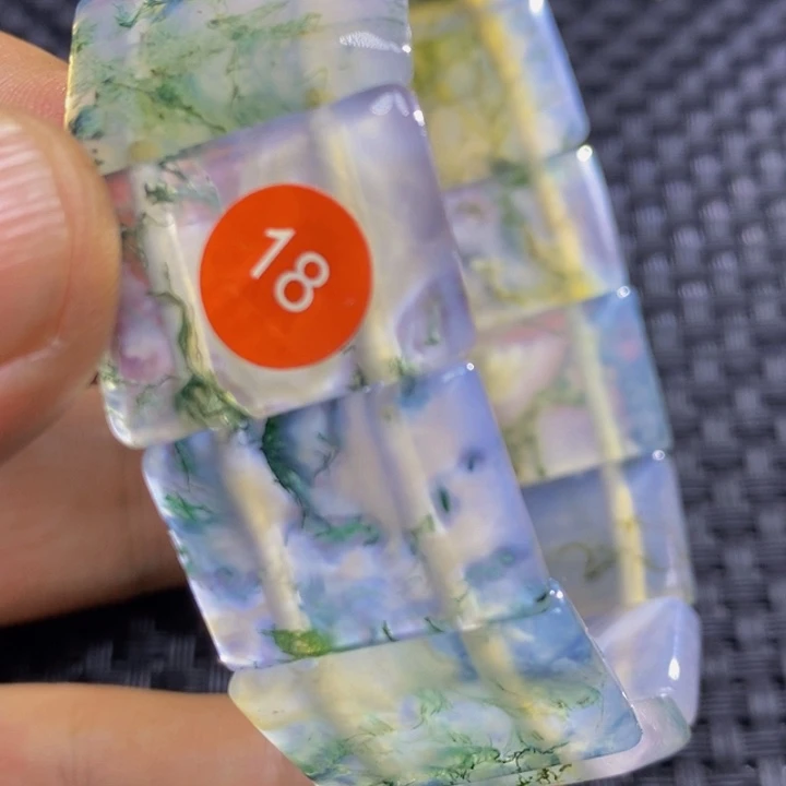 大***制未镶嵌颈饰玛瑙/玉髓