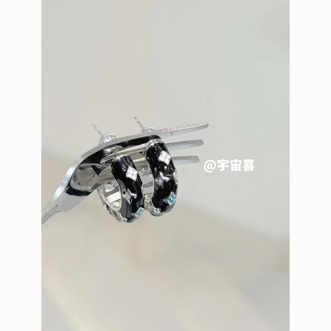 铜合金珐琅耳饰 U2-019【三彩c字花子珐琅耳钉耳圈】黑色珐琅