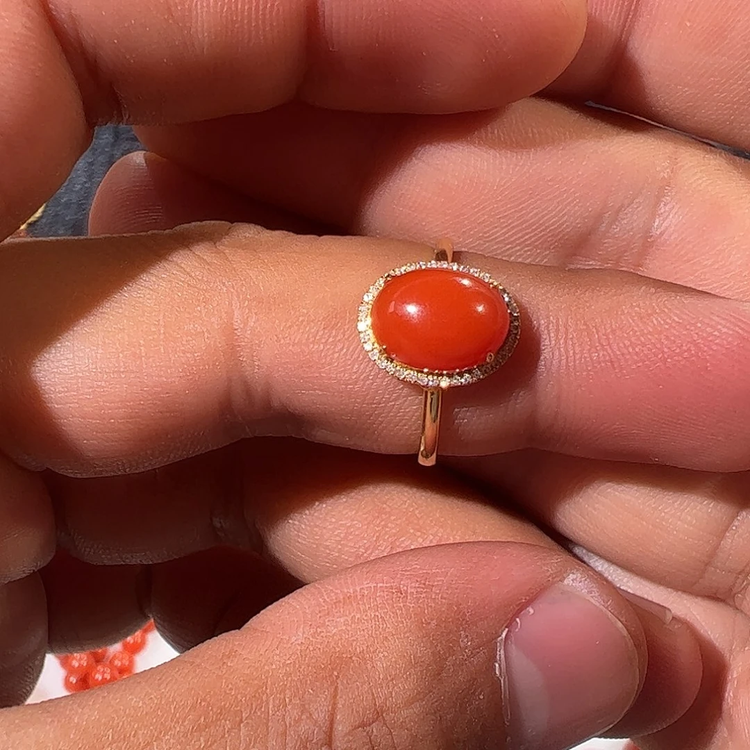 南红玛瑙18K金镶嵌戒指