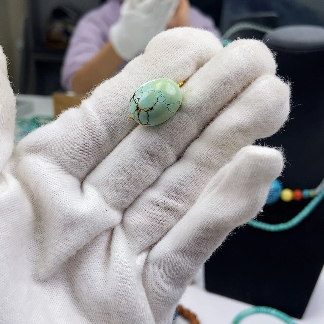 未镶嵌绿松石珠宝奇石