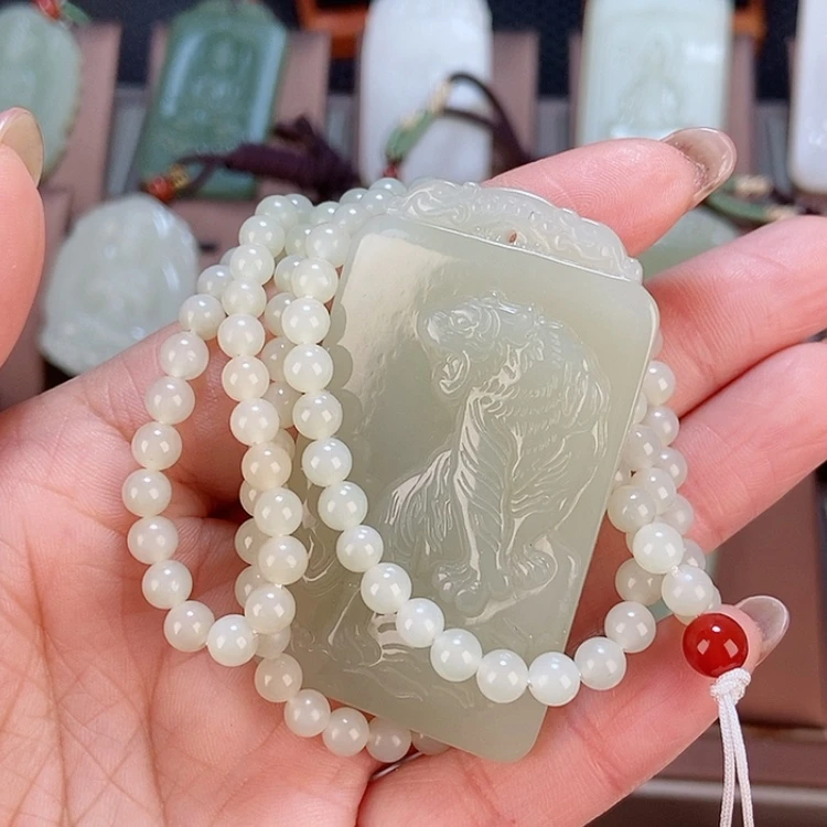 【闪购商品】和田玉颈饰未镶嵌小**儿