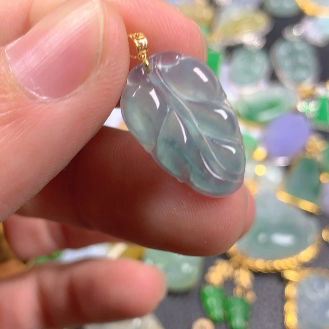 【闪购商品】翡翠颈饰18K金镶嵌翡翠