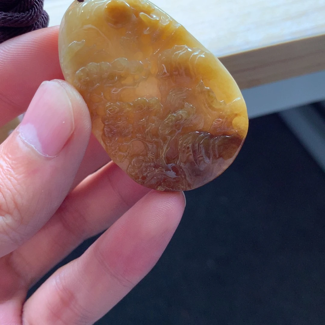 翡翠颈饰未镶嵌吊坠