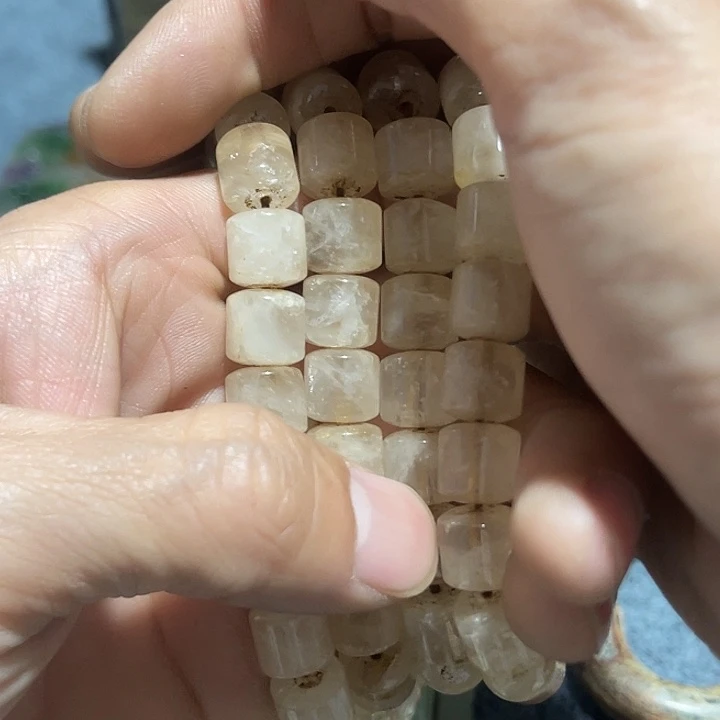 自***若铜一个完整的物件