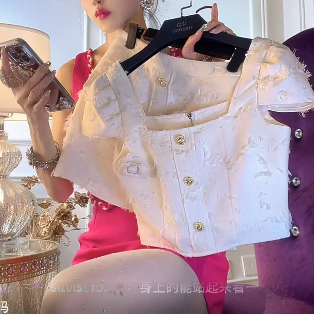 【高级奶油/名媛贵妇套装】夏季法式小香风胸花泡泡袖上衣+半身裙