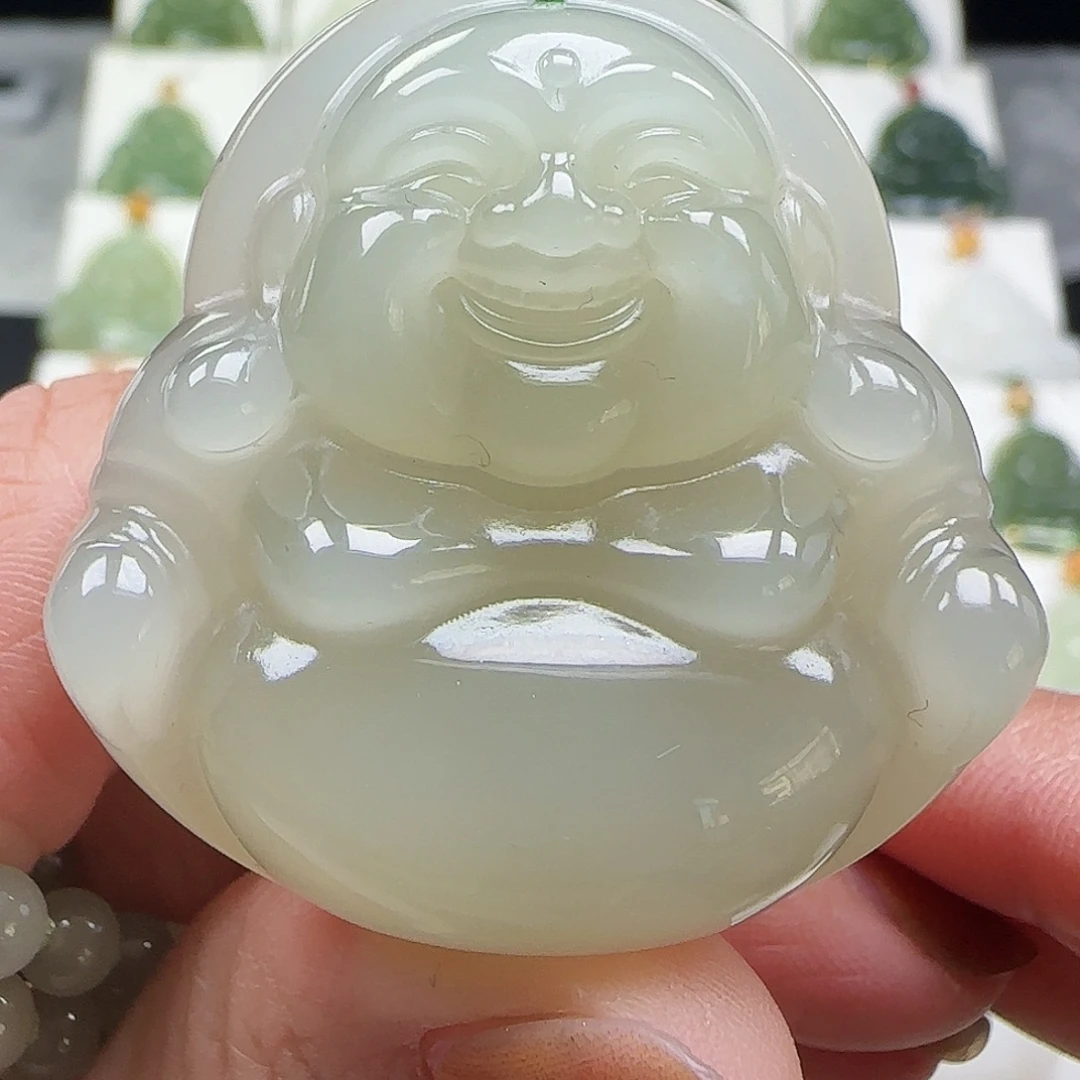 和田玉未镶嵌吊坠(赠链)