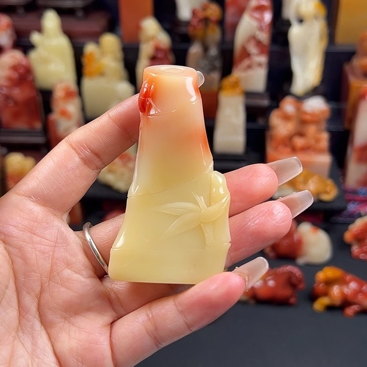 寿山石老性芙蓉石