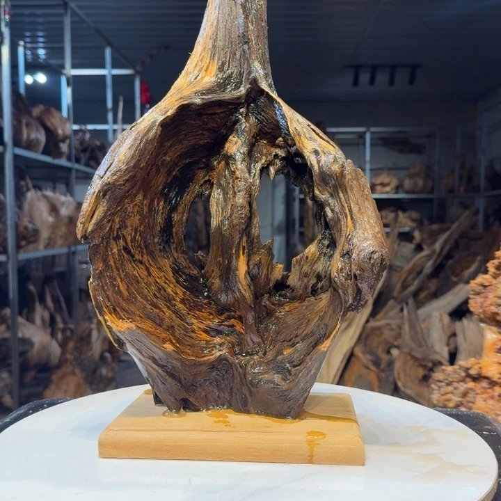 木天****）王一刀琥珀木28