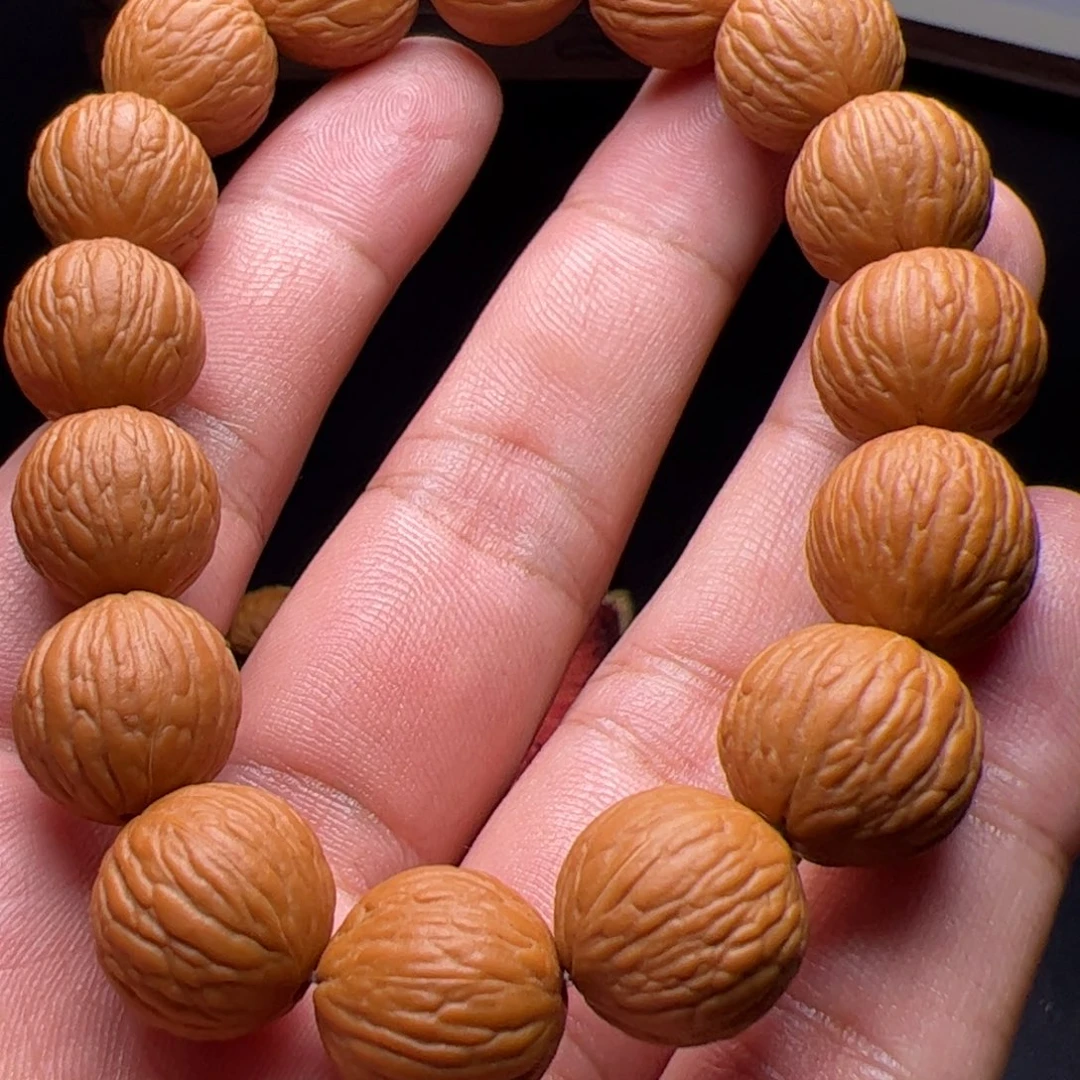 吊坠猴头核桃墨镜