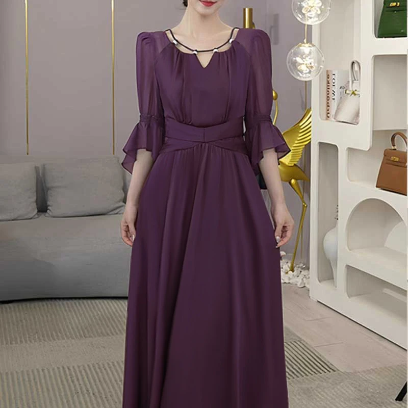 【有里布】2025新款高冷御姐风设计感梨形身材高腰紫色连衣裙D0805