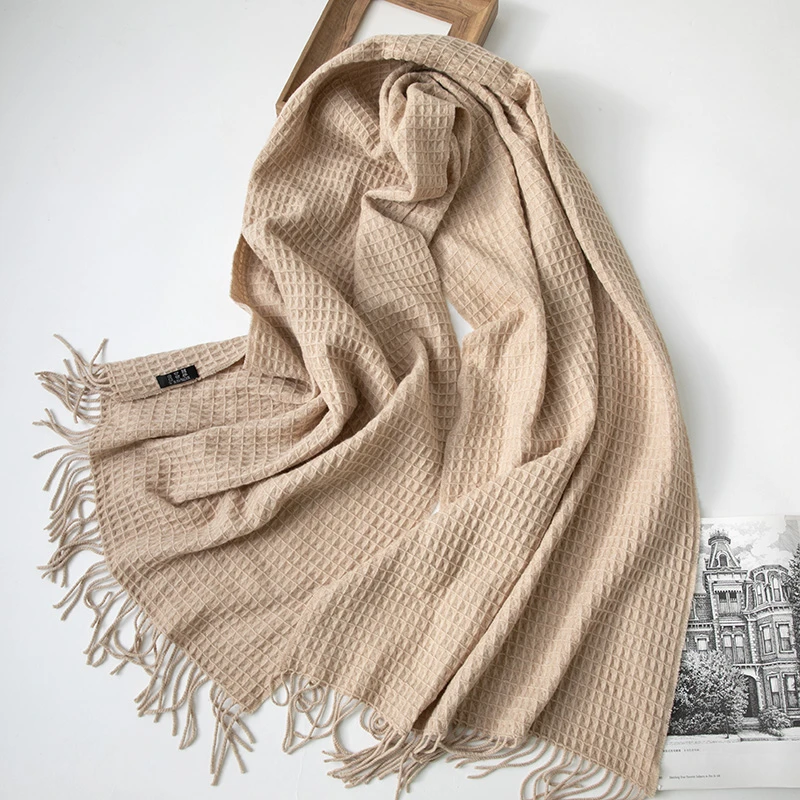 超值米驼色中厚款华夫格超长提花羊毛披肩围巾围巾披都好用60x220